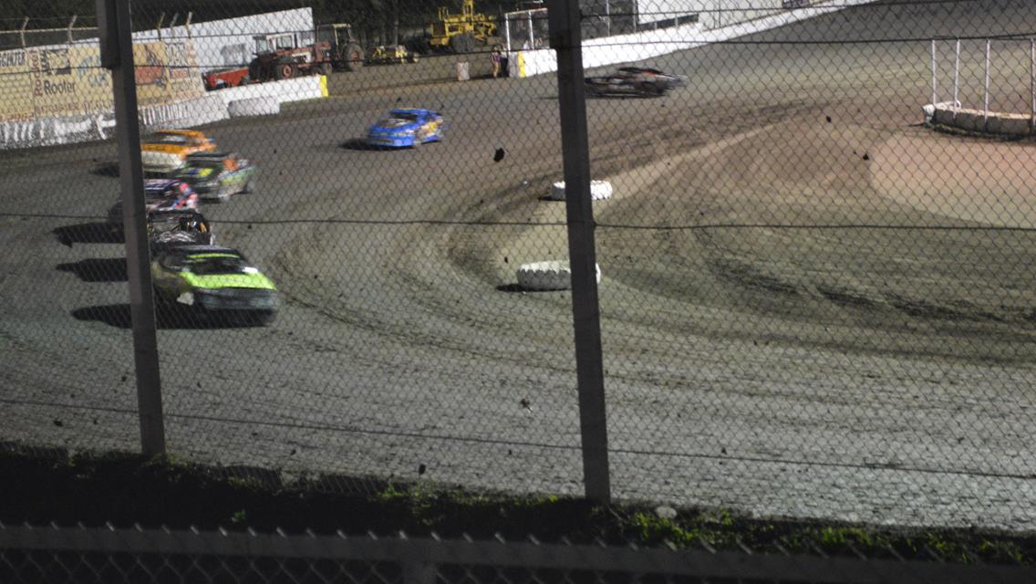 Dirt Racing at Kennedale Speedway Park