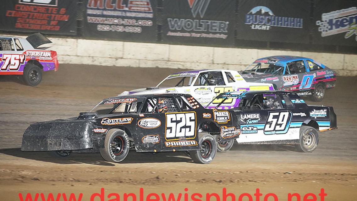 SCHEFFLER SHREDS OUTAGAMIE LATE MODEL FOES