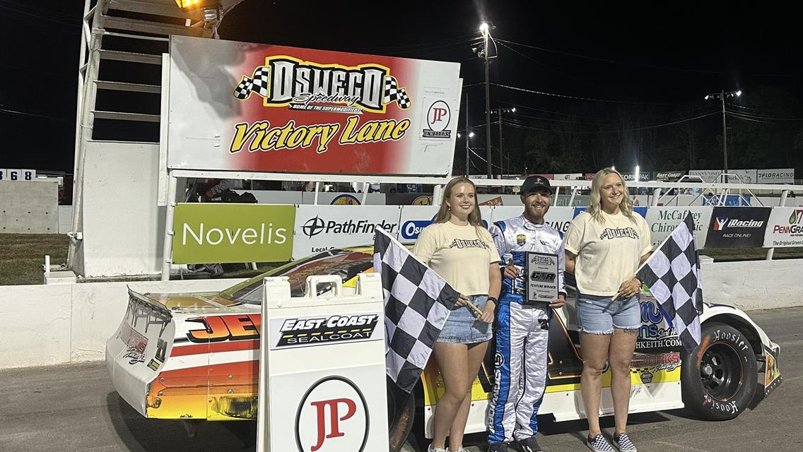Johnny Bennett and Garrett Zacharias Split DLM Super Stock Twin 20’s at Oswego