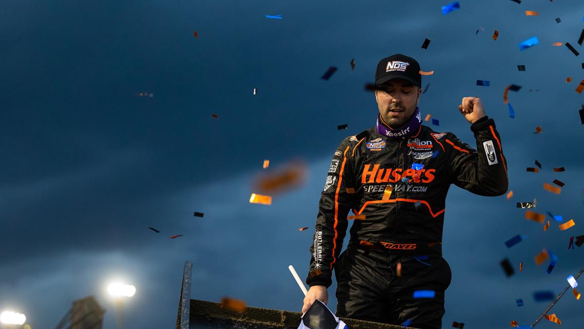 Gravel wins rain-delayed World of Outlaws season opener