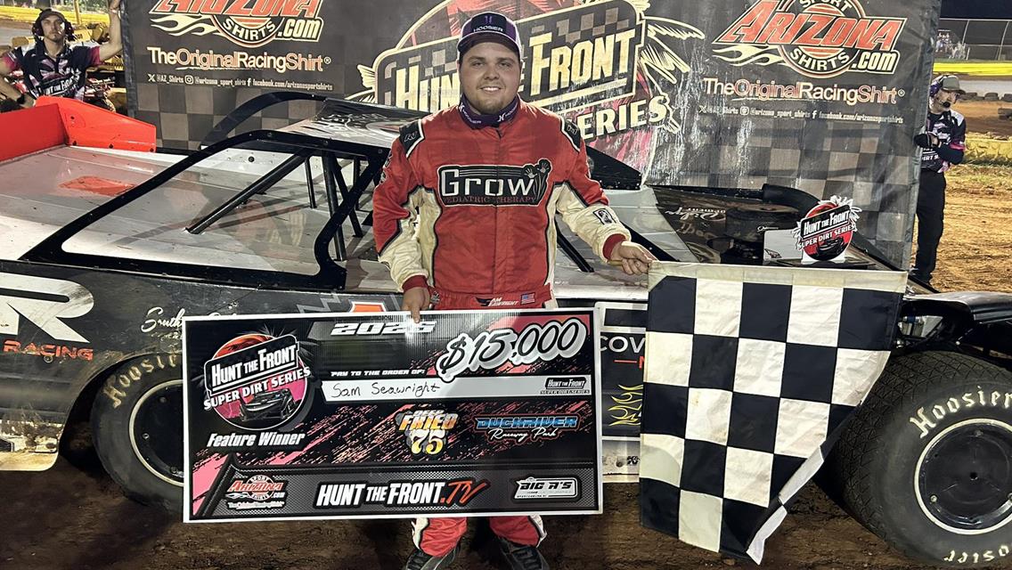 Sam Seawright won the Hunt the Front Super Dirt Series event at Duck River Raceway Park on Saturday, August 2.