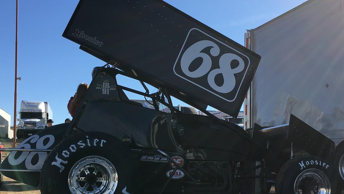 Johnson Drives into Winter Heat Sprint Car Showdown Feature on Night 2