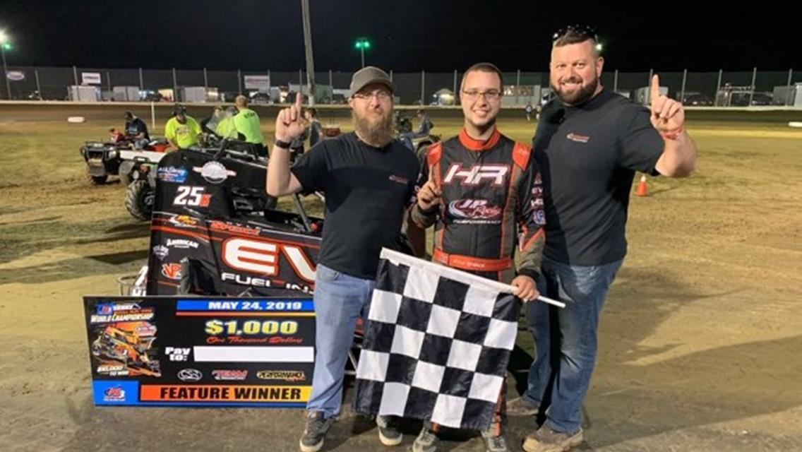 Delaware&#39;s Kyle Spence Sprints to Performance Electronics 600cc Non-Wing World Championship Prelim Victory