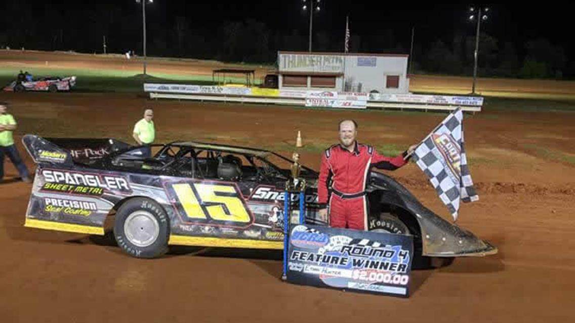 HUNTER HOLDS OFF SEAWRIGHT, AFTER WHITE&#39;S DEMISE IN UCRA FORT PAYNE 40