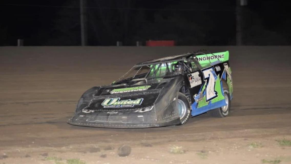 Leonard picks up $3,000 Caney Valley Speedway victory in James House Memorial