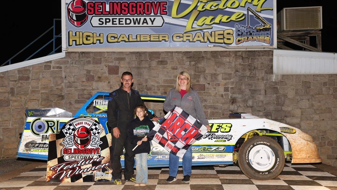 5/10/25 - Eckert, Snook, Geesaman Score 2nd Wins of Year at SG, Kepner Wins in Thrilling 305 Feature