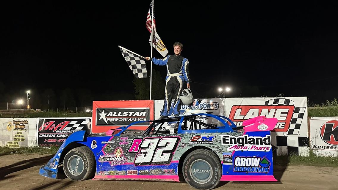 Ryleigh Beebe made his second visit to victory lane at Thunderbird Raceway on July 12.