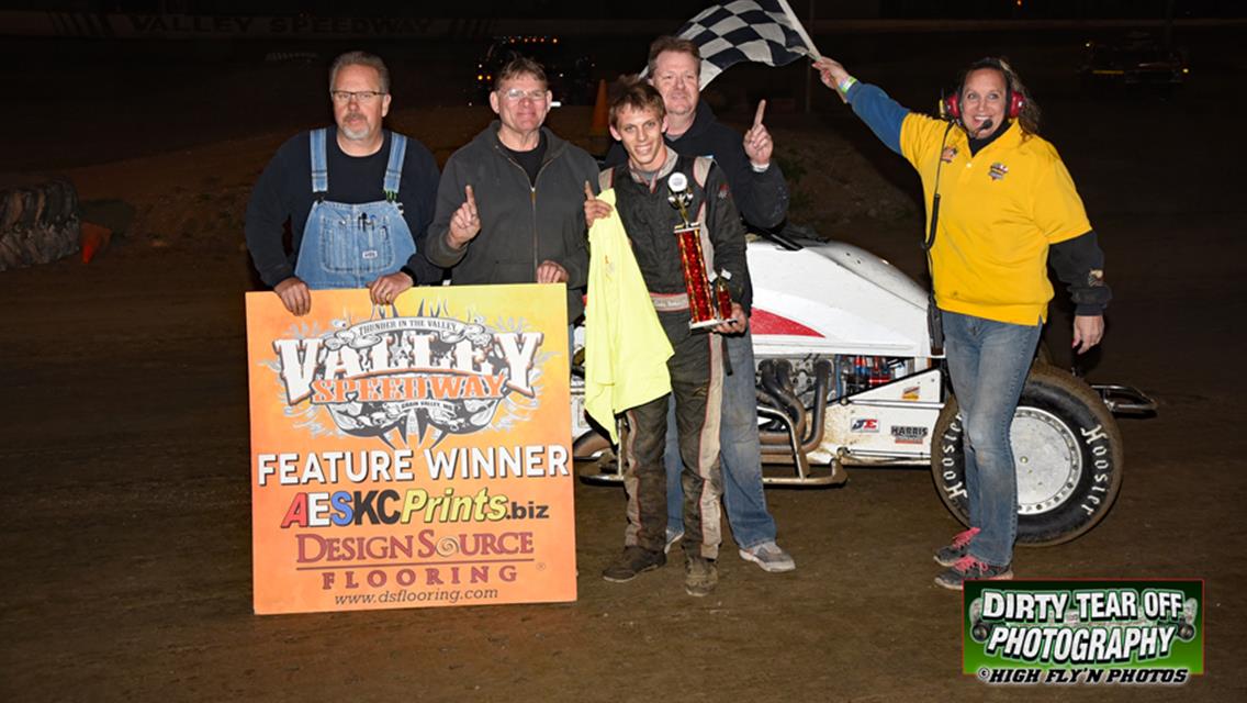 Baker, Frewaldt score at Valley Speedway