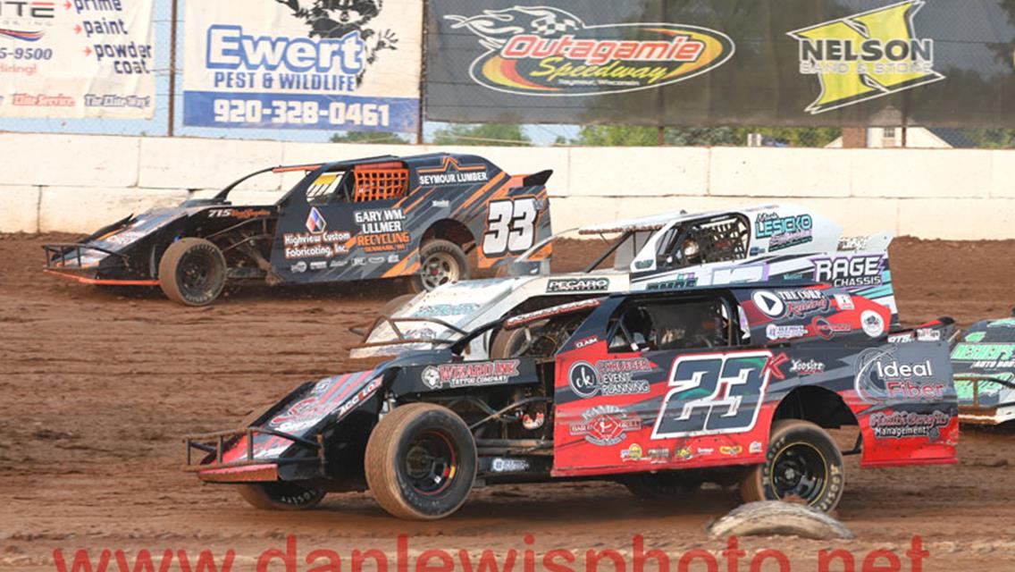 Bartz and Arneson back in victory lane at Outagamie Speedway.