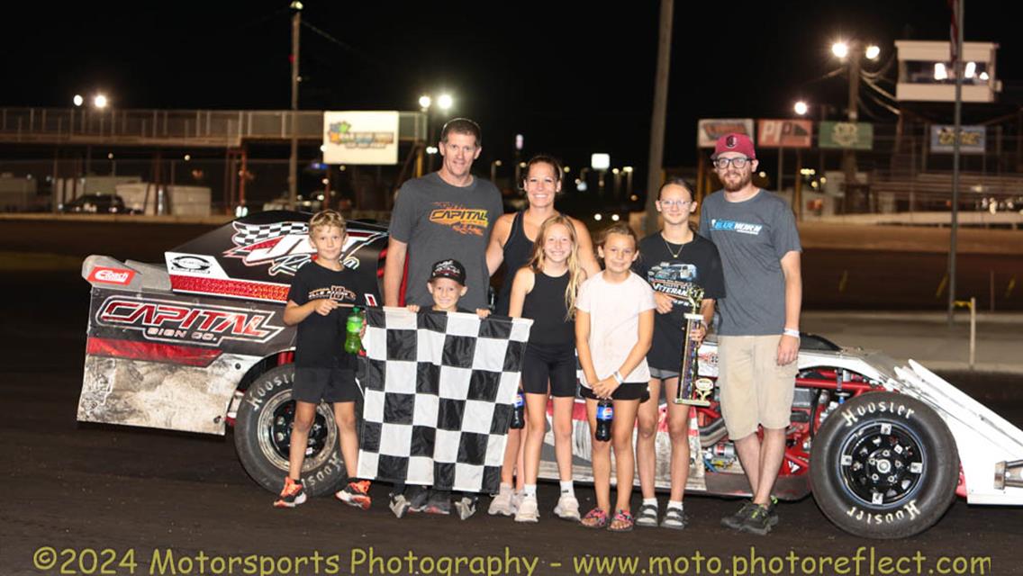 Mike Smith nabs 100th Hobby Stock victory, Ward, Smith, Havlike, Gray, and Grady also take checkers