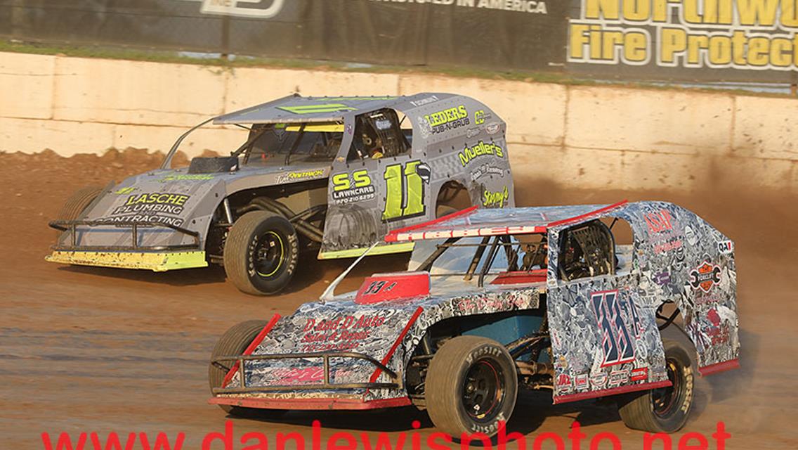 SCHEFFLER SHREDS OUTAGAMIE LATE MODEL FOES