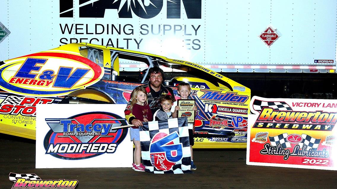 Tim Sears Jr. Wins Second Straight Brewerton Speedway Modified Feature