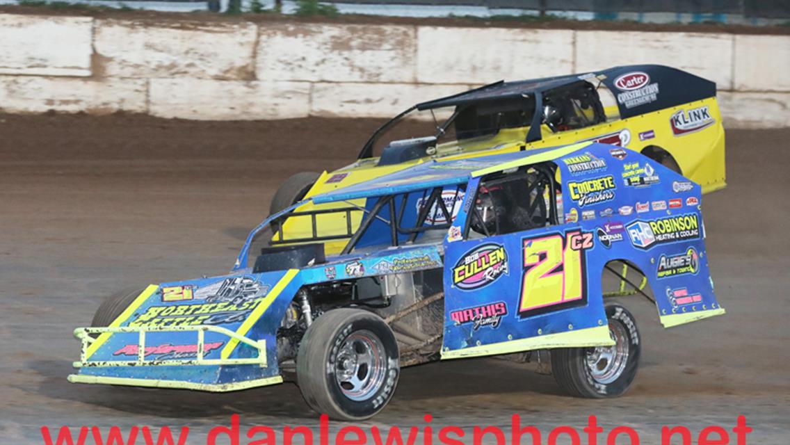 Mullen Doubles Down While Woods, Schmidt, and Booth Nab Fair Checkers