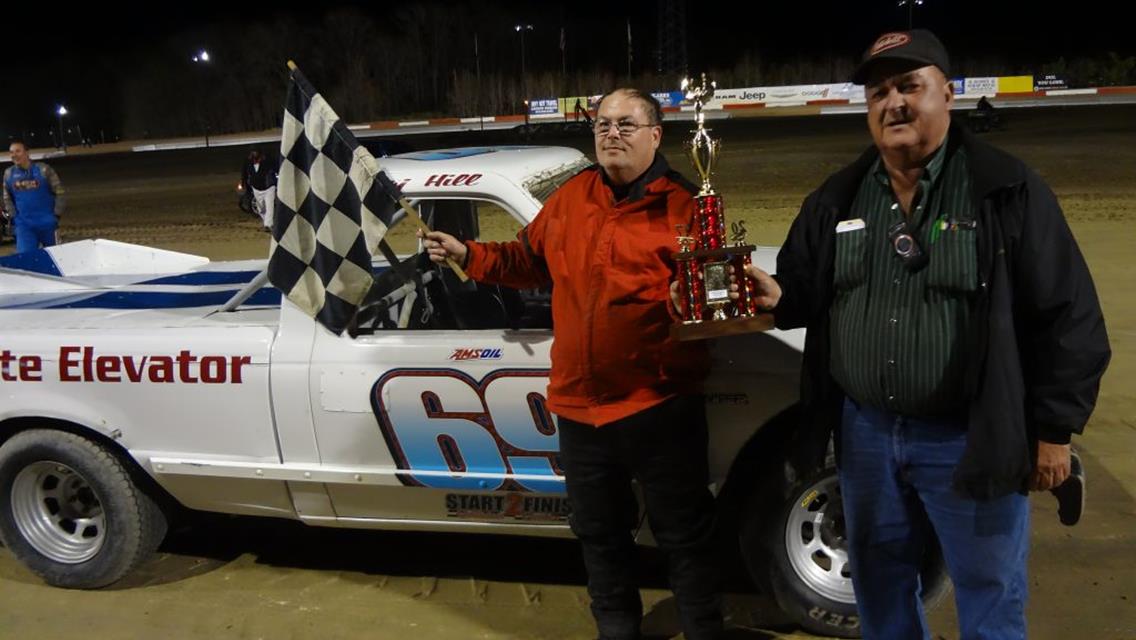 JERRY HILL TRUCKS TO FIRST WIN IN SUPER TRUCK MAIN