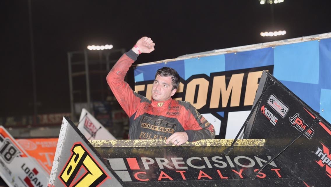 Aaron Reutzel Dominates at Knoxville