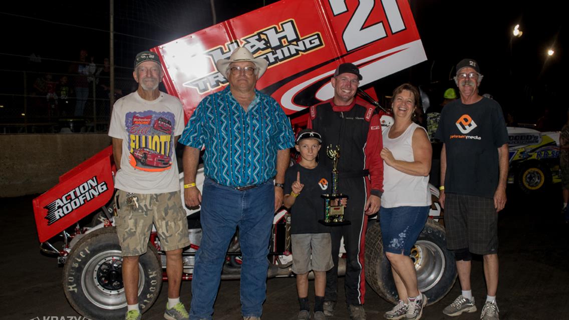 Hawes Back to Victory Lane