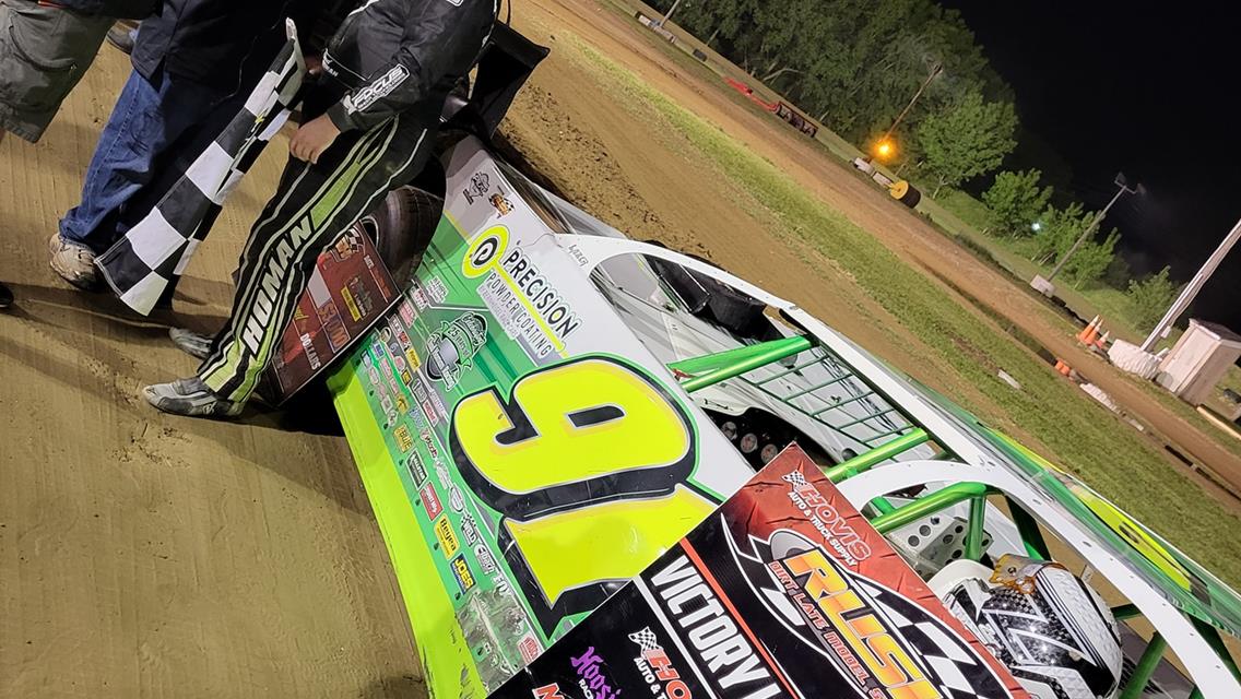Moser and Homan Ride Lazer Chassis to Victory Lane