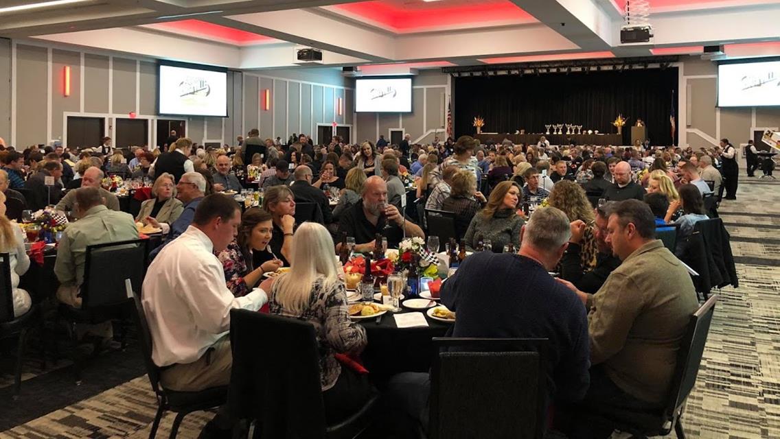 Champions and drivers honored at Knoxville Raceway Banquet