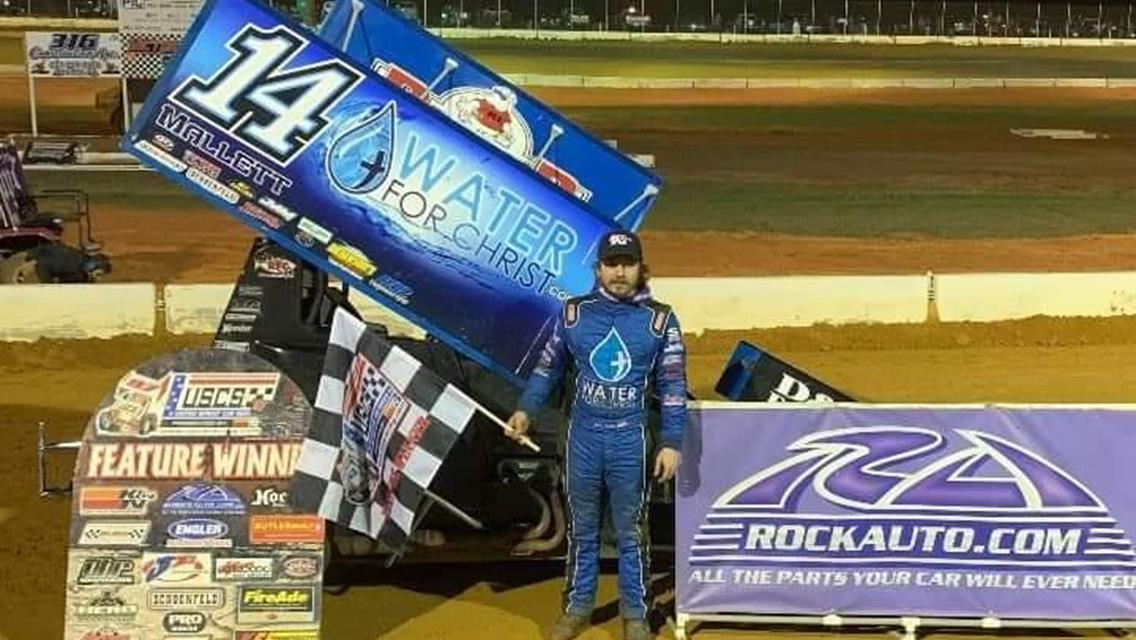 Jordon Mallett races to USCS Battle at the Beach prelim win on Friday at Southern Raceway