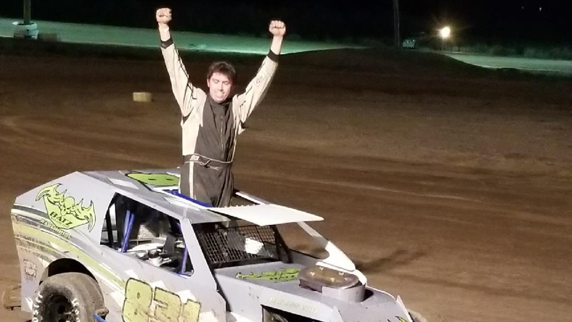 Shane Hinsley Victorious in Season Opener