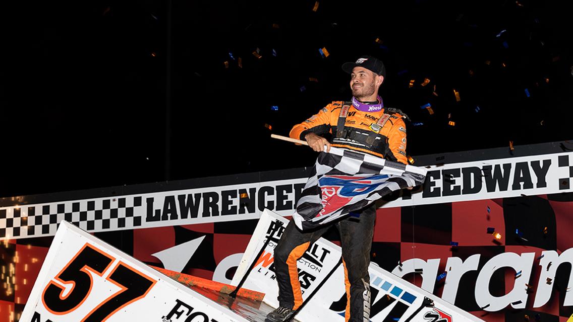 Kyle Larson caps off historic weekend with World of Outlaws prize