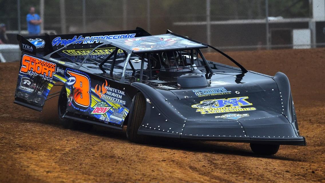 Linville visits Brownstown for Hoosier Dirt Classic