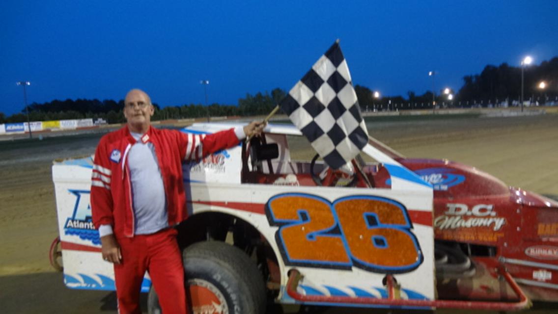 MARK WILLIAMS CAPTURES TONY STEELE MEMORIAL ON FINAL LAP