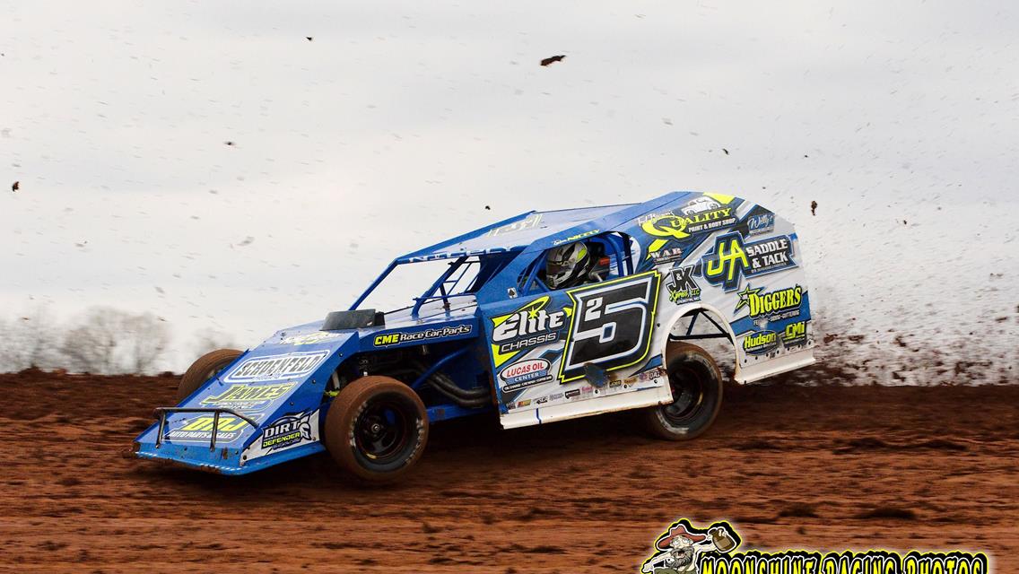 Friday’s JB Robinson Memorial Boasts $2,000-to-Win American Modified Series Feature