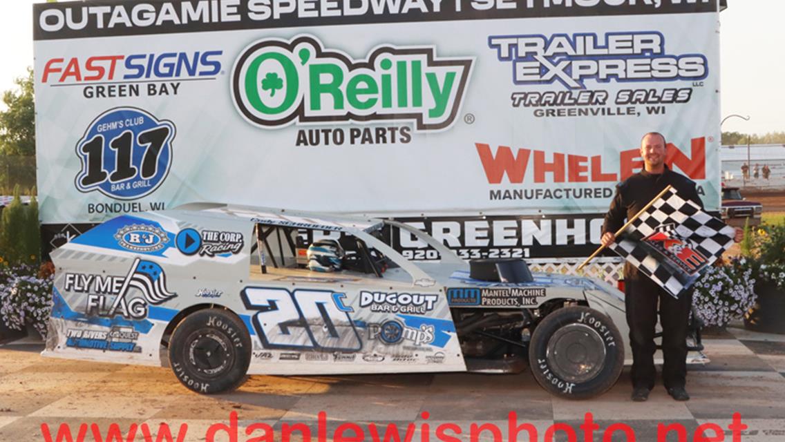 Schmidt, Woods, Stedjee, Vanderloop, Van Straten, and Kaufert Nab Independence Day Checkers