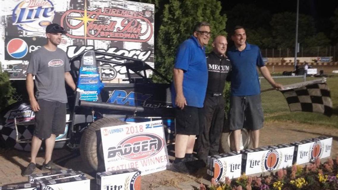 Ray returns to Angell Park victory lane