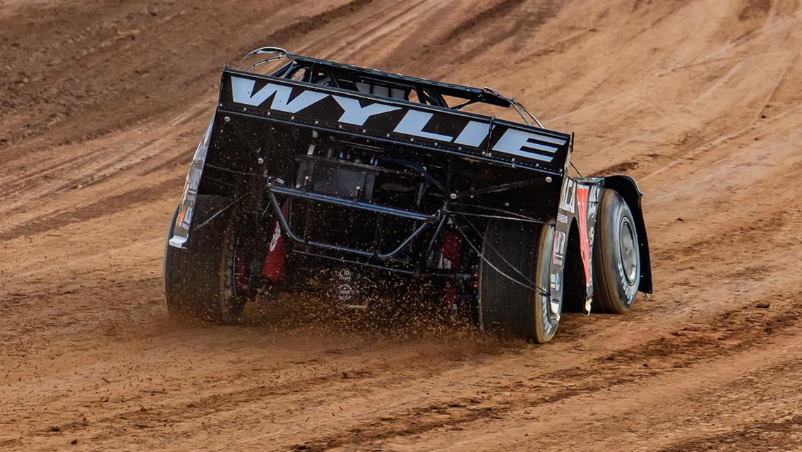 Wylie Visits Eriez Speedway for September Sweep