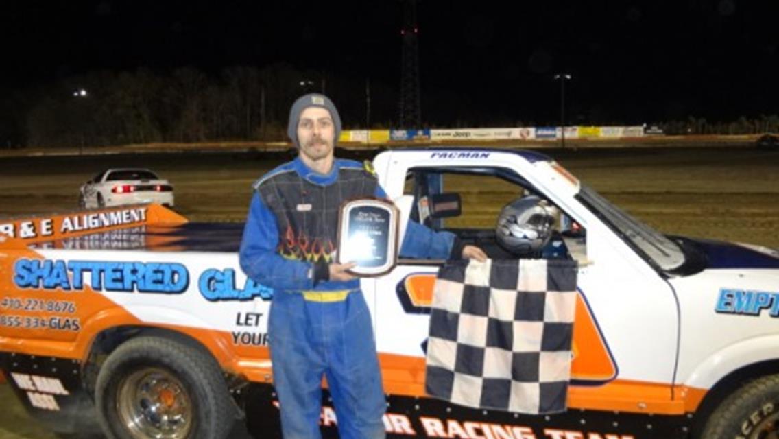 ROBERT PACZKOWSKI GETS FIRST WIN IN TRUCKS