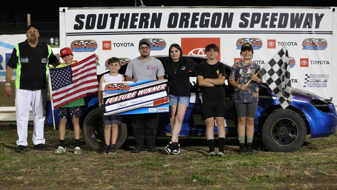 Killingsworth, Allerdings, Beaudoin, And D. Medeiros Collect Southern Oregon Wins