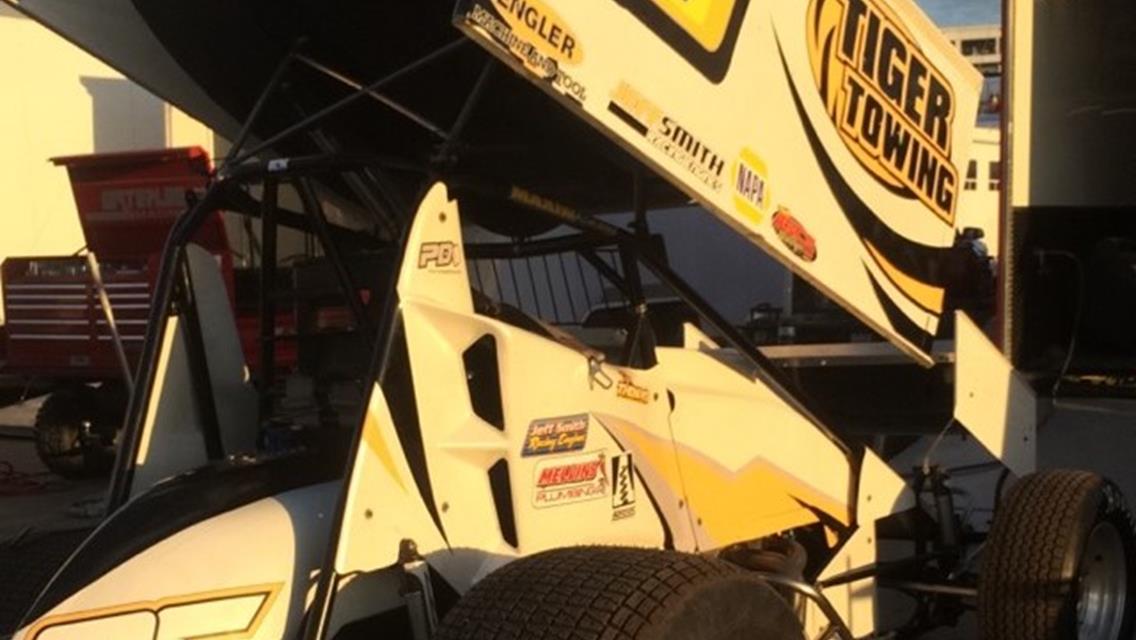 Bruce Jr. Battles Handling at Knoxville during Debut with Jeff Smith
