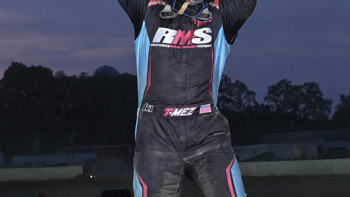 Klay wins makeup Thunderstock feature. TMez wows Non Wing with last lap pass, O’Connor shakes Modified woes, and power outage stops Keysor Memorial