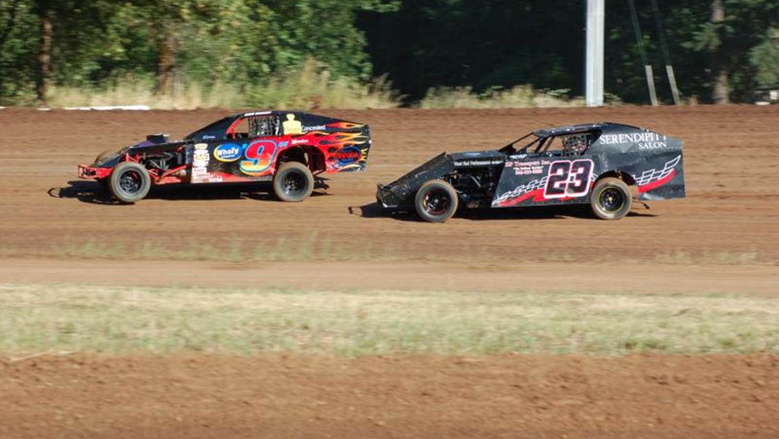 Cottage Grove Speedway Preps For Doubleheader
