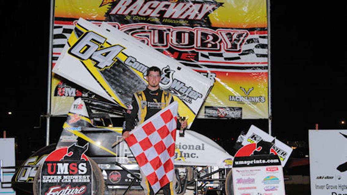 Scotty Thiel is SCVR Victory Lane following his UMSS win on August 24.