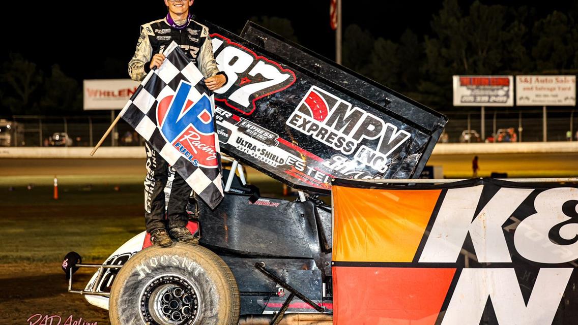 Landon Crawley races to career-first USCS Outlaw Thunder Sprint Car win at Magnolia Motor Speedway on Sunday
