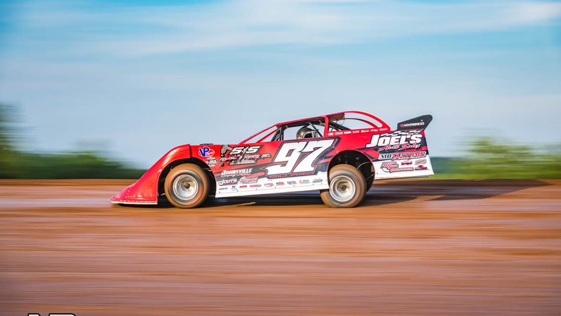 Top-10 finish in Firecracker opener at Lernerville