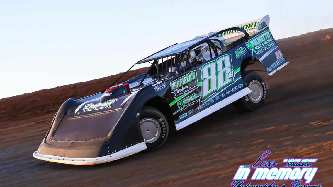 Ivey competes in Street Stock at Cherokee