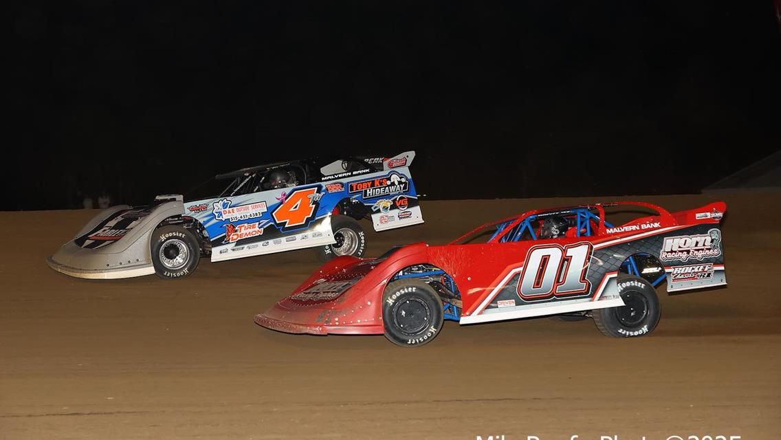Independence Motor Speedway (Independence, IA) – Malvern Bank East Series – May 10th, 2025. (Mike Ruefer photo)