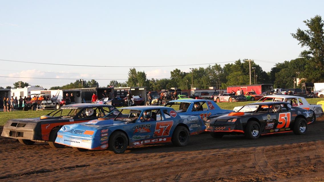 Crawley Leads Stout Field Of Street Stocks To Christian County Fair Wednesday