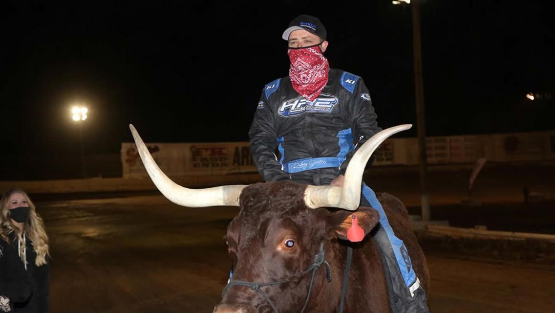 Sanders tops Modified field in fifth round of Wild West Shootout