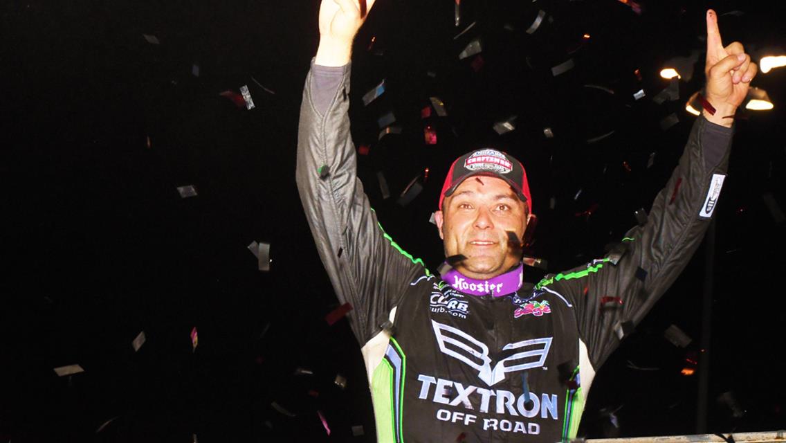 Schatz sails to victory at Knoxville