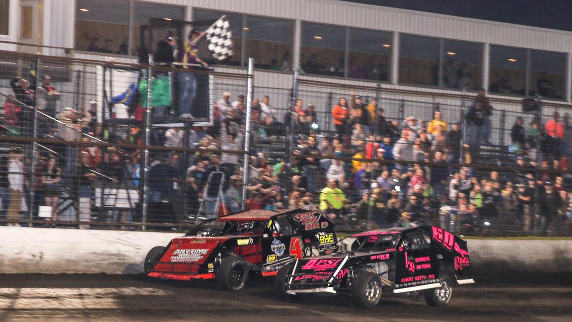 RECAP: VanMil Edges Out Hall for Modified Victory
