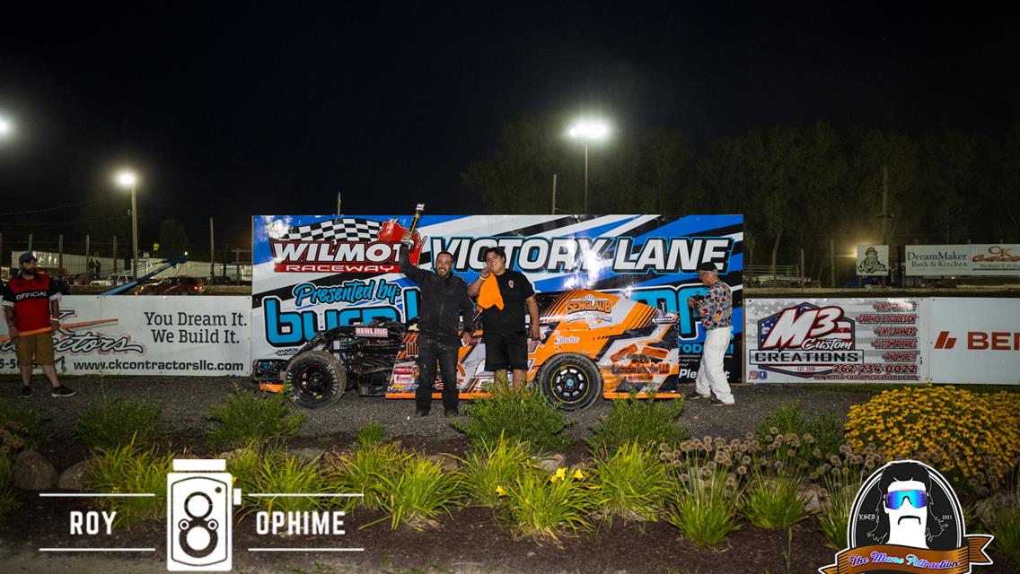 Johnson, Vandervere, Kreuser, and Seegert Find Victory Lane on Opening Night of Kenosha County Fair!!