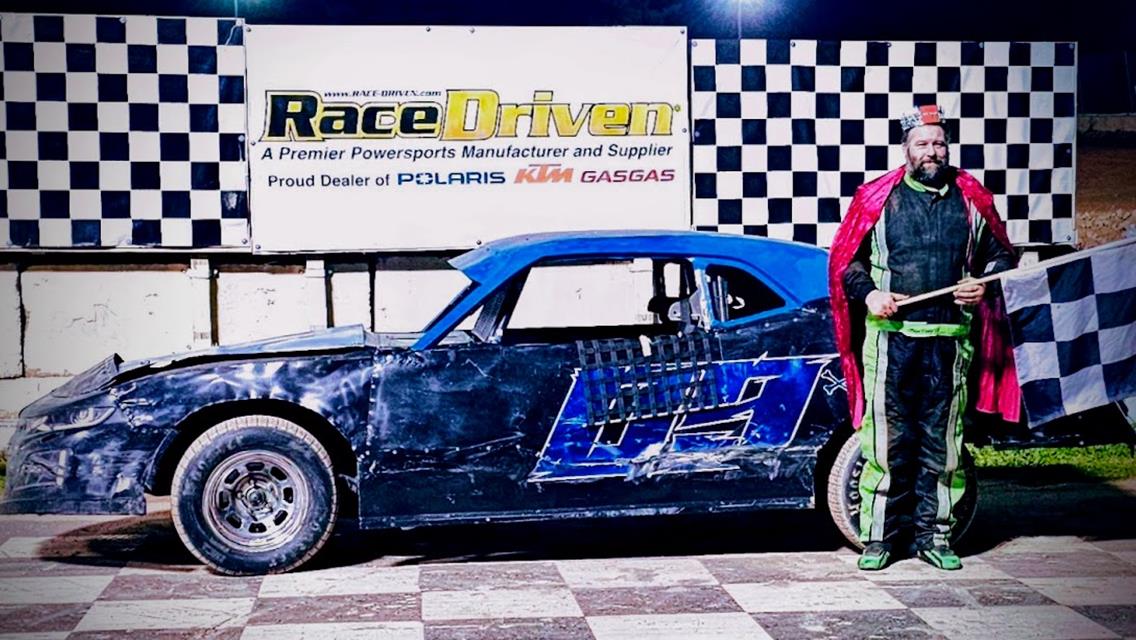 Valiquette and Vinney crowned King of the Hill