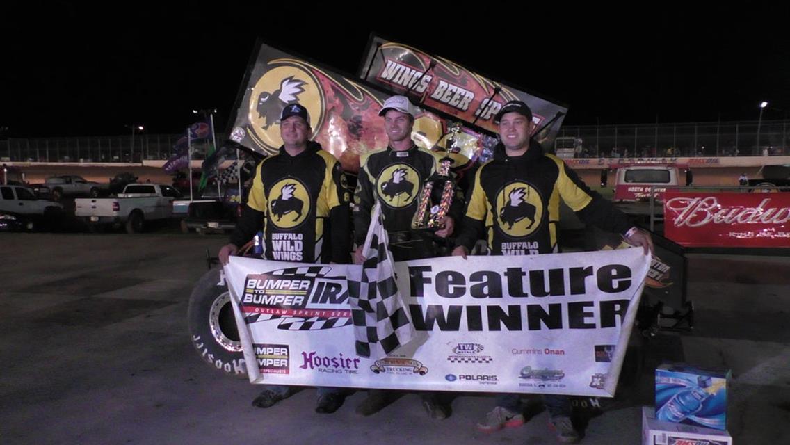 NORTHERN NATIONALS AT AMSOIL SPEEDWAY BECOMES IMPROMTU KNOXVILLE VS. IRA SHOOTOUT!  DUSTY ZOMER COLLECTS VICTORY!