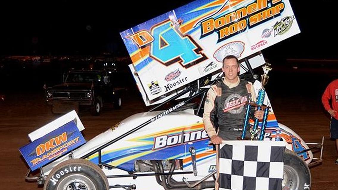 Holtgraver sweeps the night for $3150 in &quot;Simon Yoder Memorial&quot; for &quot;410&quot; Sprints; Moore tops 30 Stocks for 1st win; #3 for Kugel in RUSH Mods; Haefke
