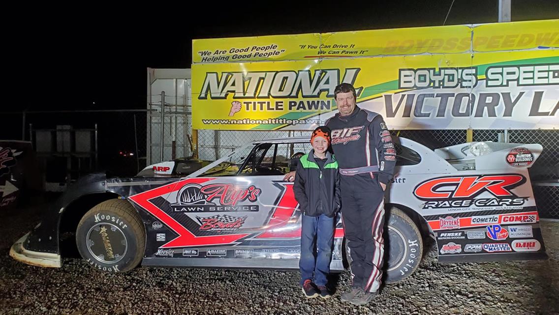 Hickman Records First Win of the Season at Boyd&#39;s Speedway